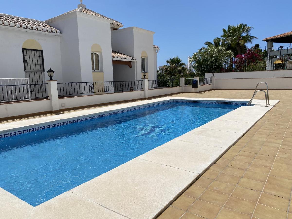 Chimenea Pinar 2 Apartments Casasol Nerja Exteriör bild